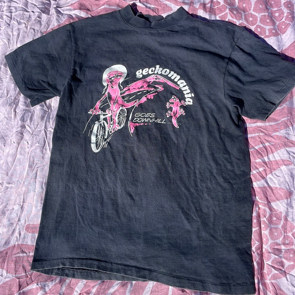 Vintage faded black single stitch gecko mania tee shirt Medium